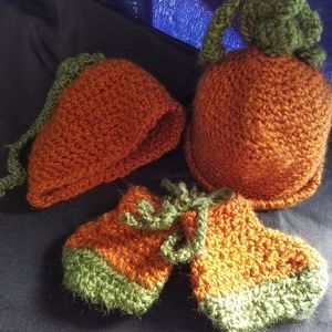 Pumpkin hats with a set of booties.